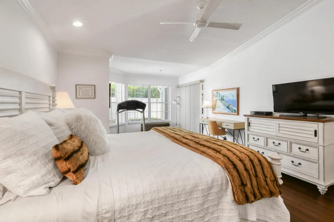 349 Eagleton Golf Dr (51)