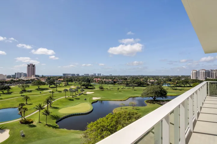 BALCONY GOLF COURSE VIEW