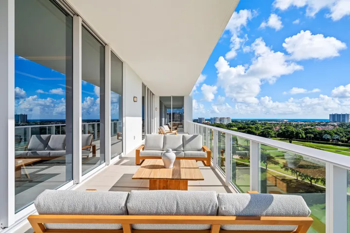 BALCONY SEATING