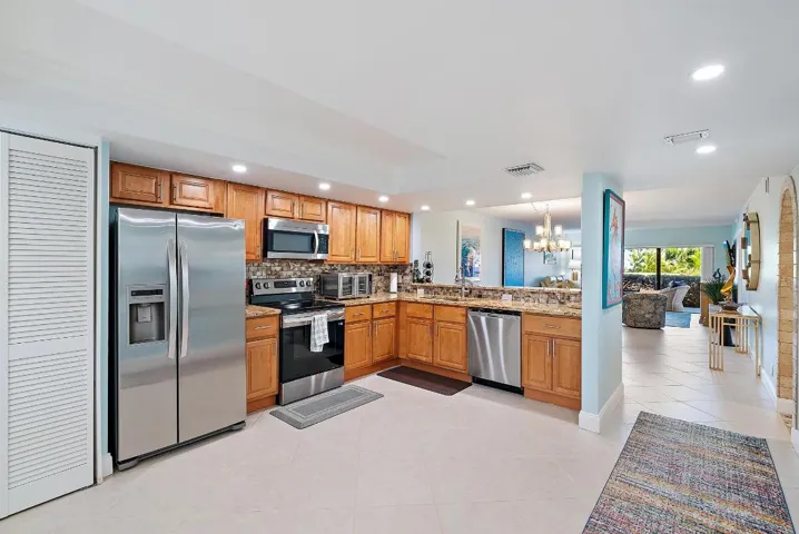 Open Kitchen