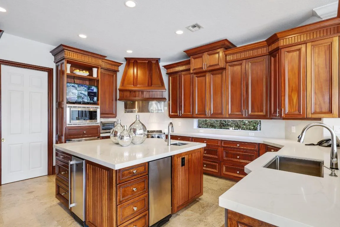 4317 Intracoastal Drive - 35.jpg-SMALL