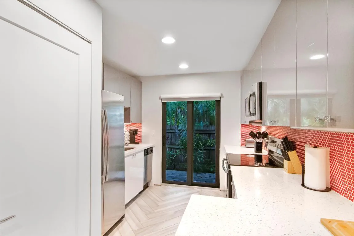 Property photo 28