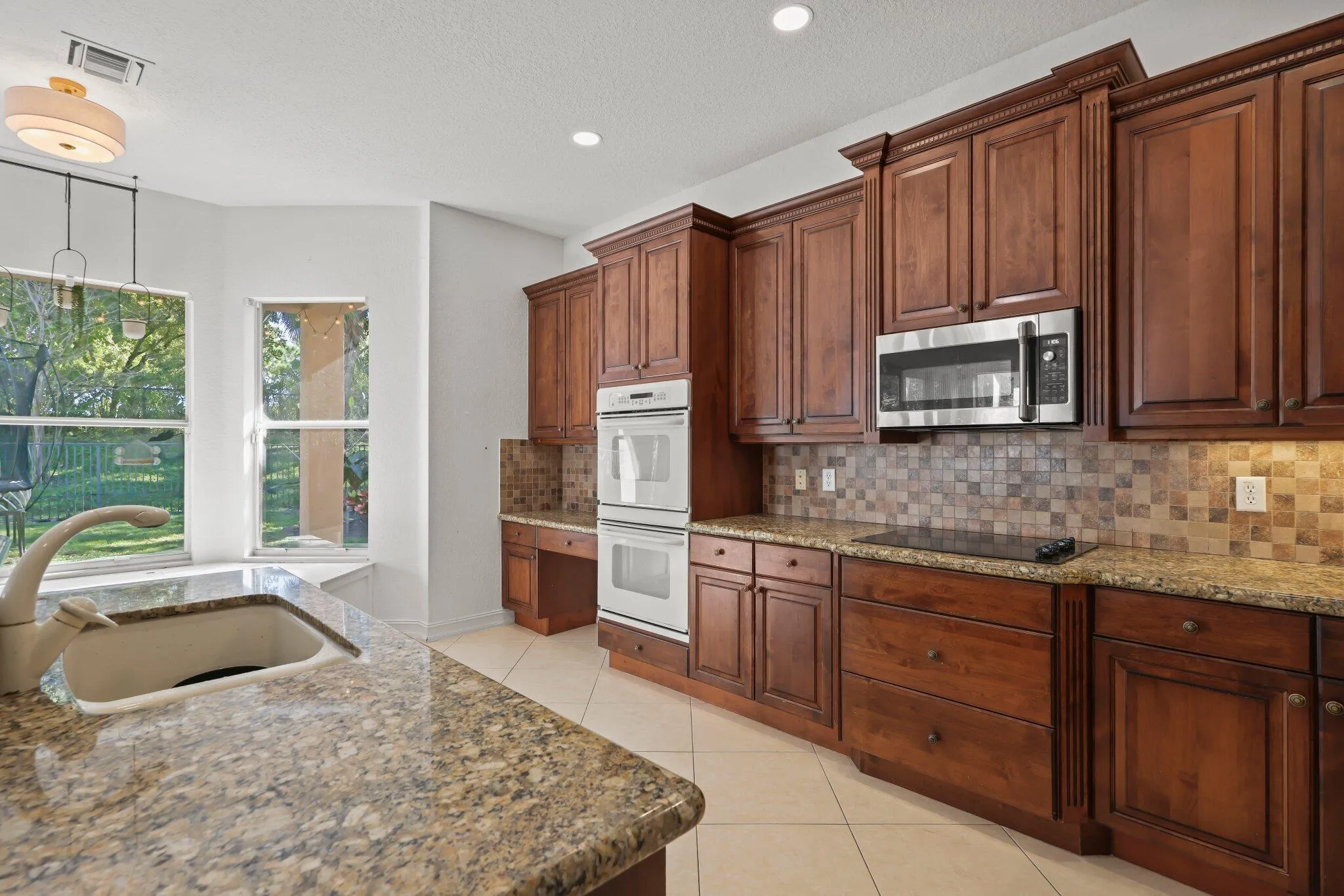 11394 Millpond Greens Dr - 52.jpg-SMALL