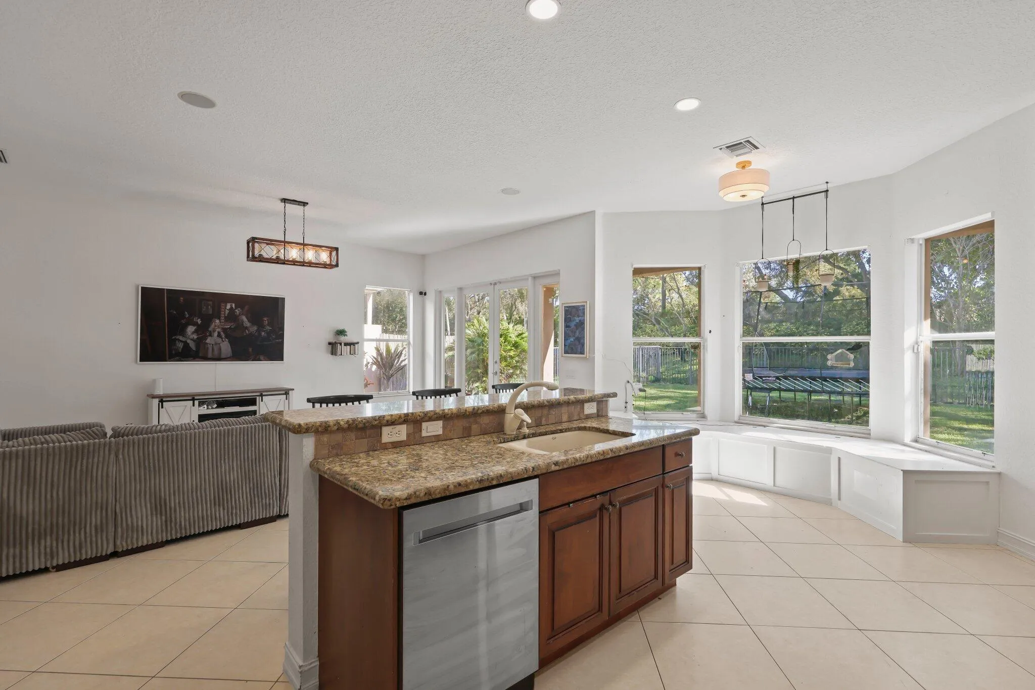 11394 Millpond Greens Dr - 38.jpg-SMALL