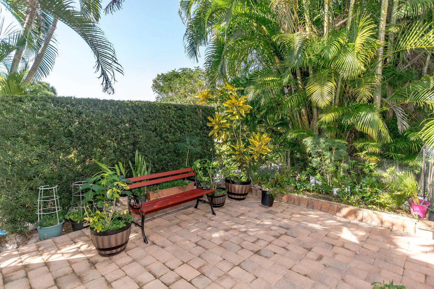 5570 Piping Rock Dr Boynton-large-028-02