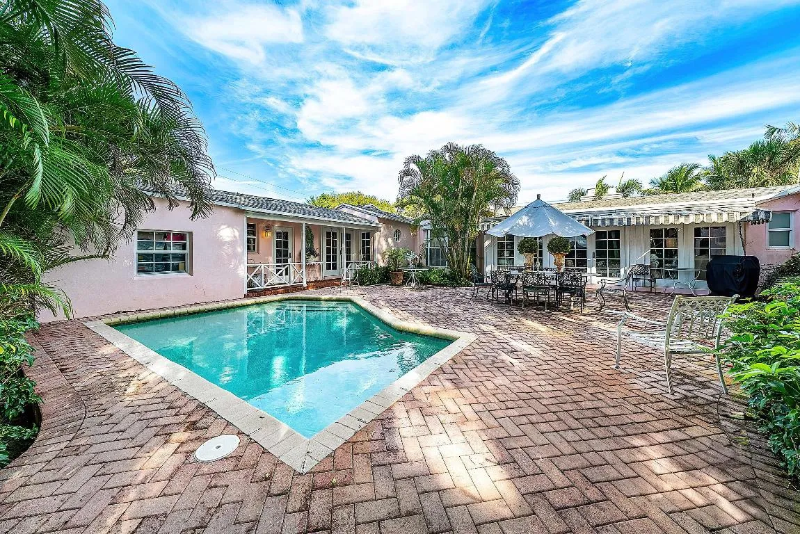 011-1202NorthSwintonAvenue-DelrayBeach-F