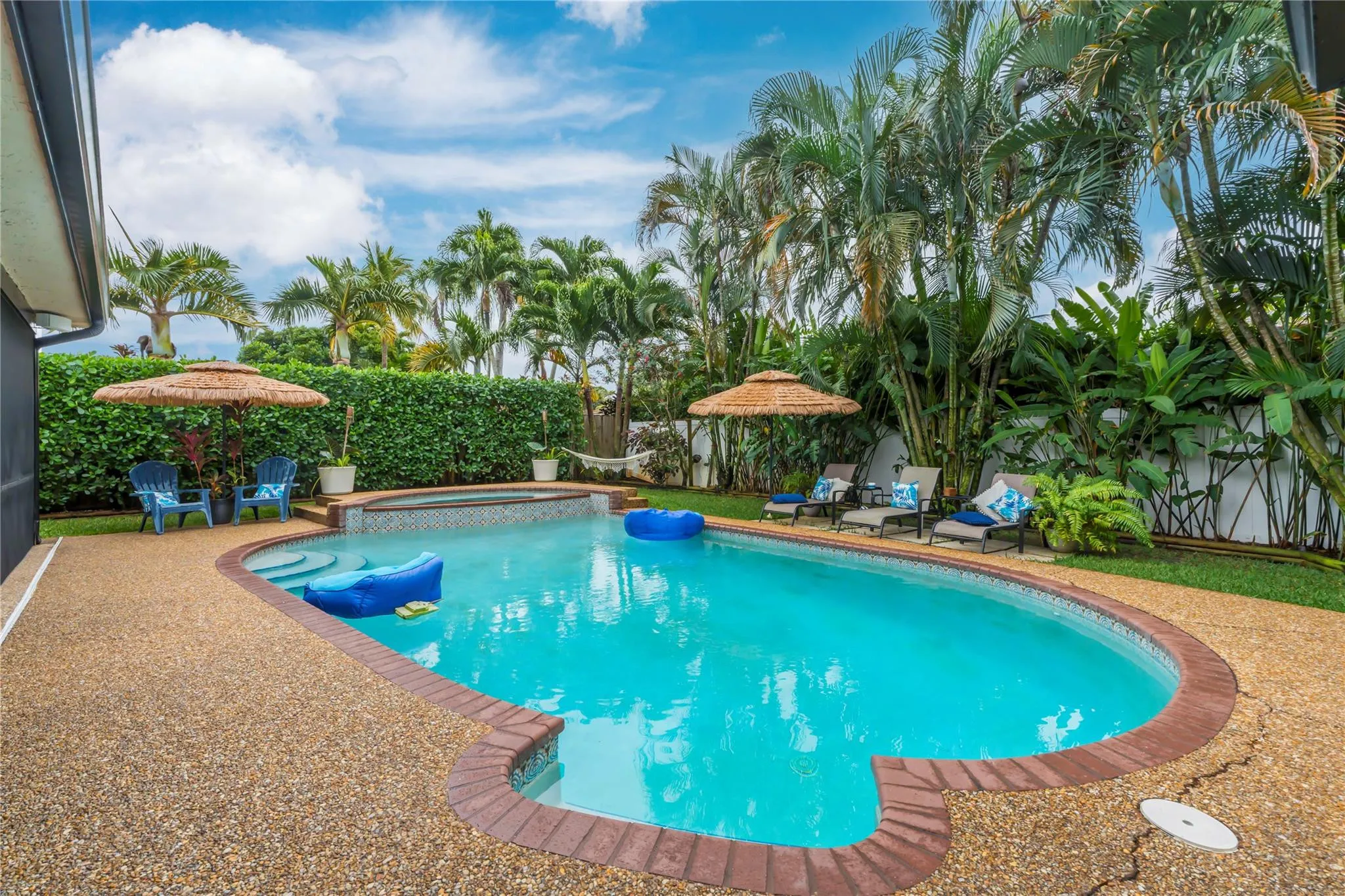 Pool