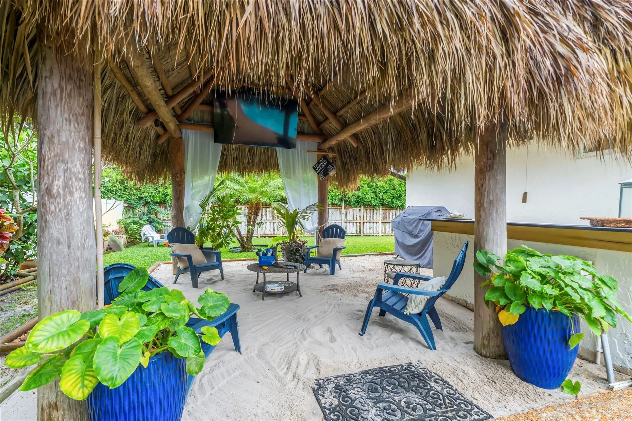 Tiki Hut