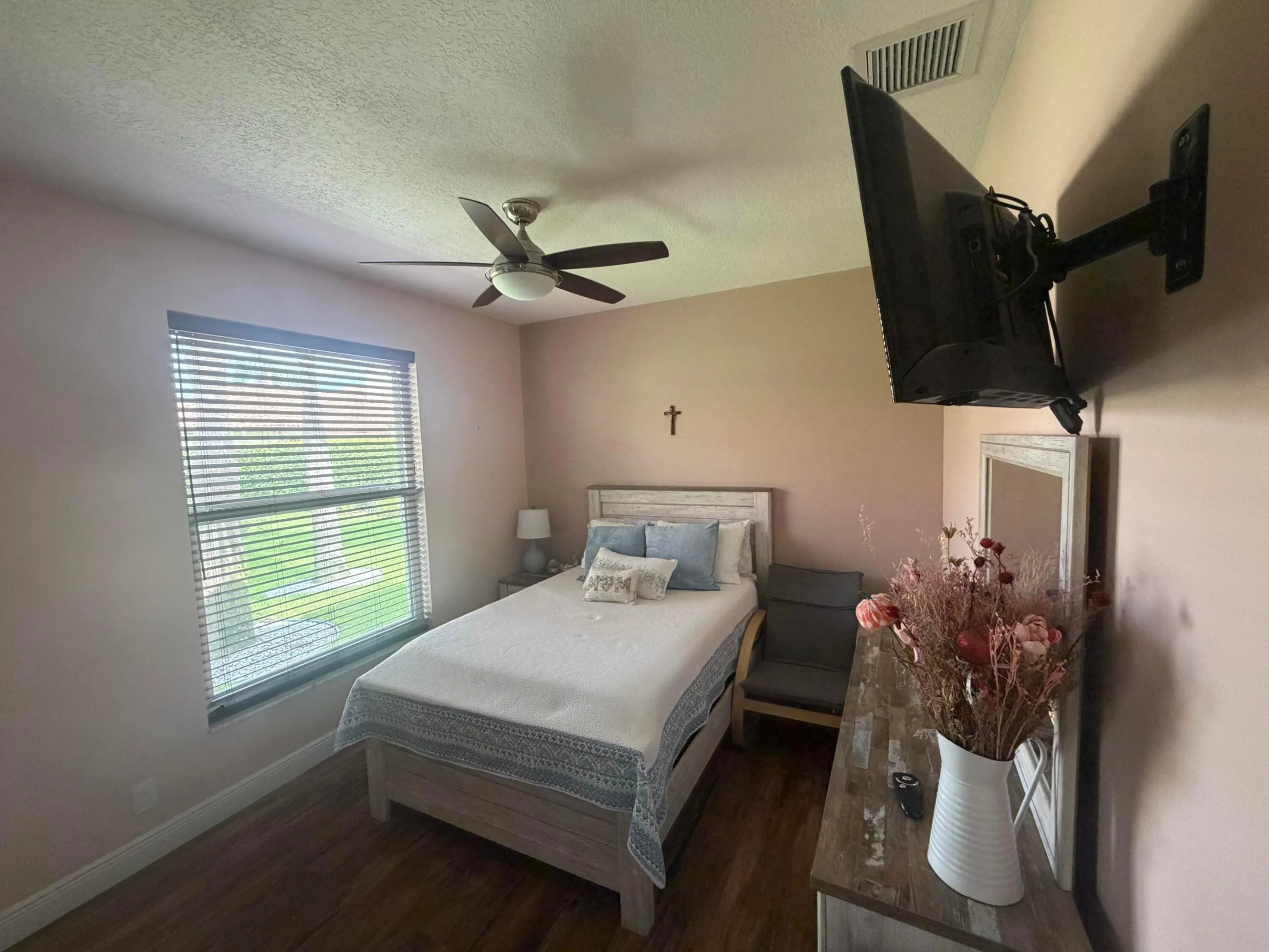 Property photo 43