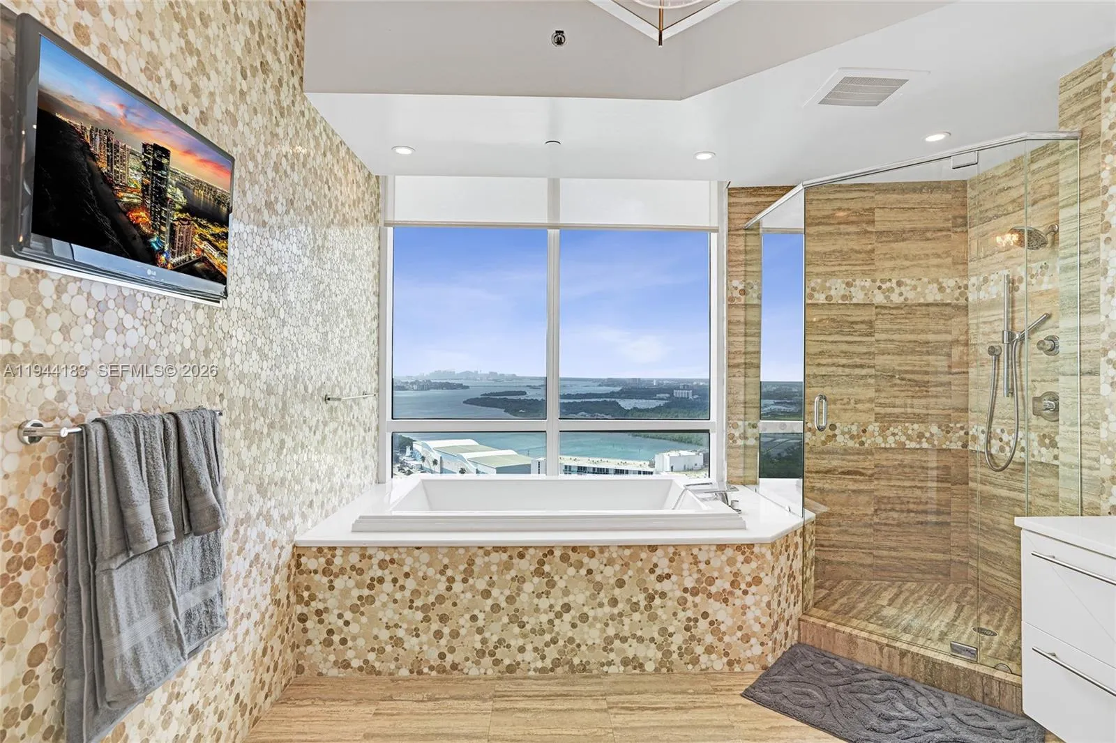 Property photo 44
