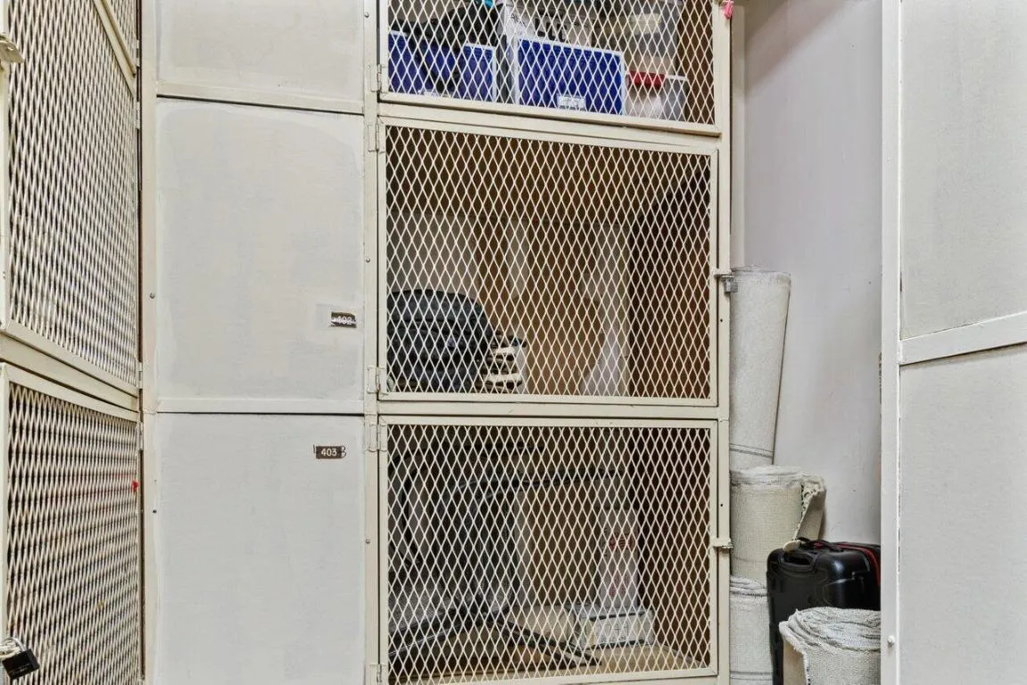 EXTRA STORAGE