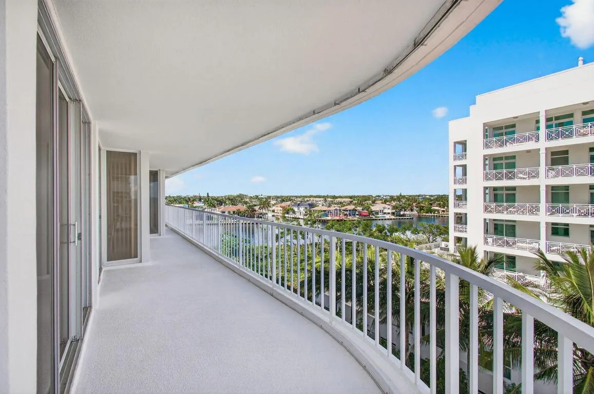 Wrap around Balcony
