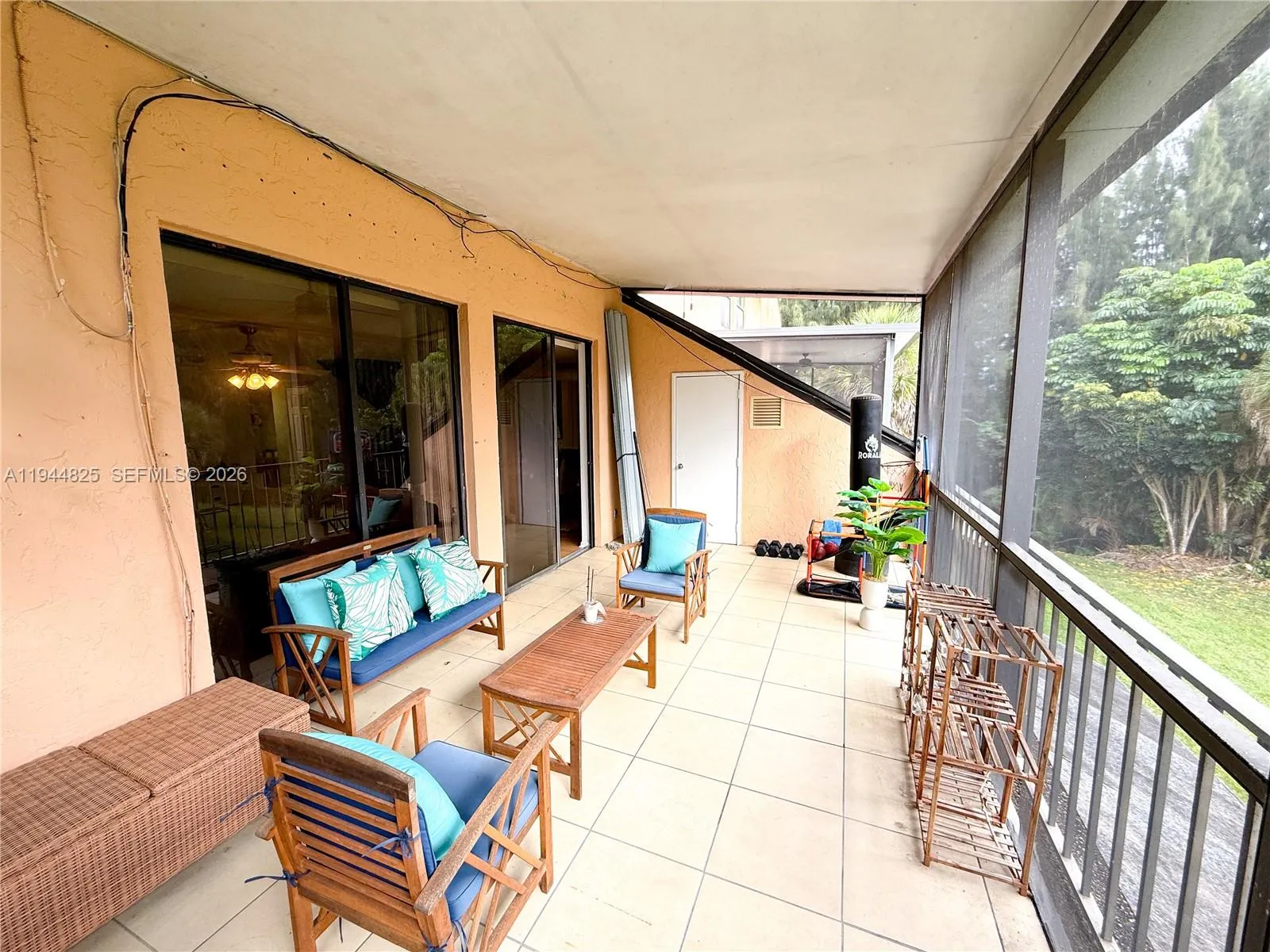 HUGE PATIO
