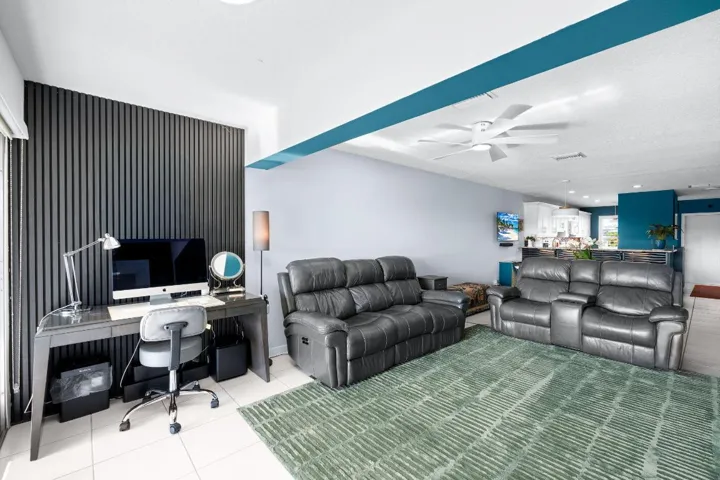 16-web-or-mls-A7403093
