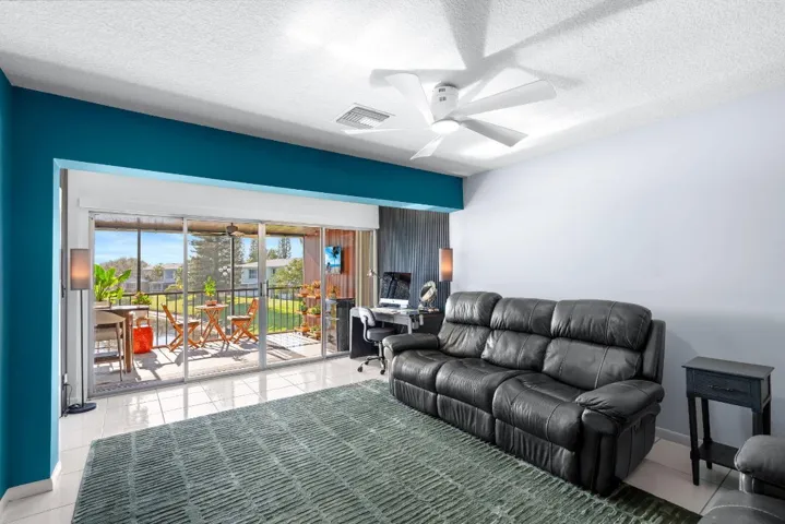 15-web-or-mls-A7403090