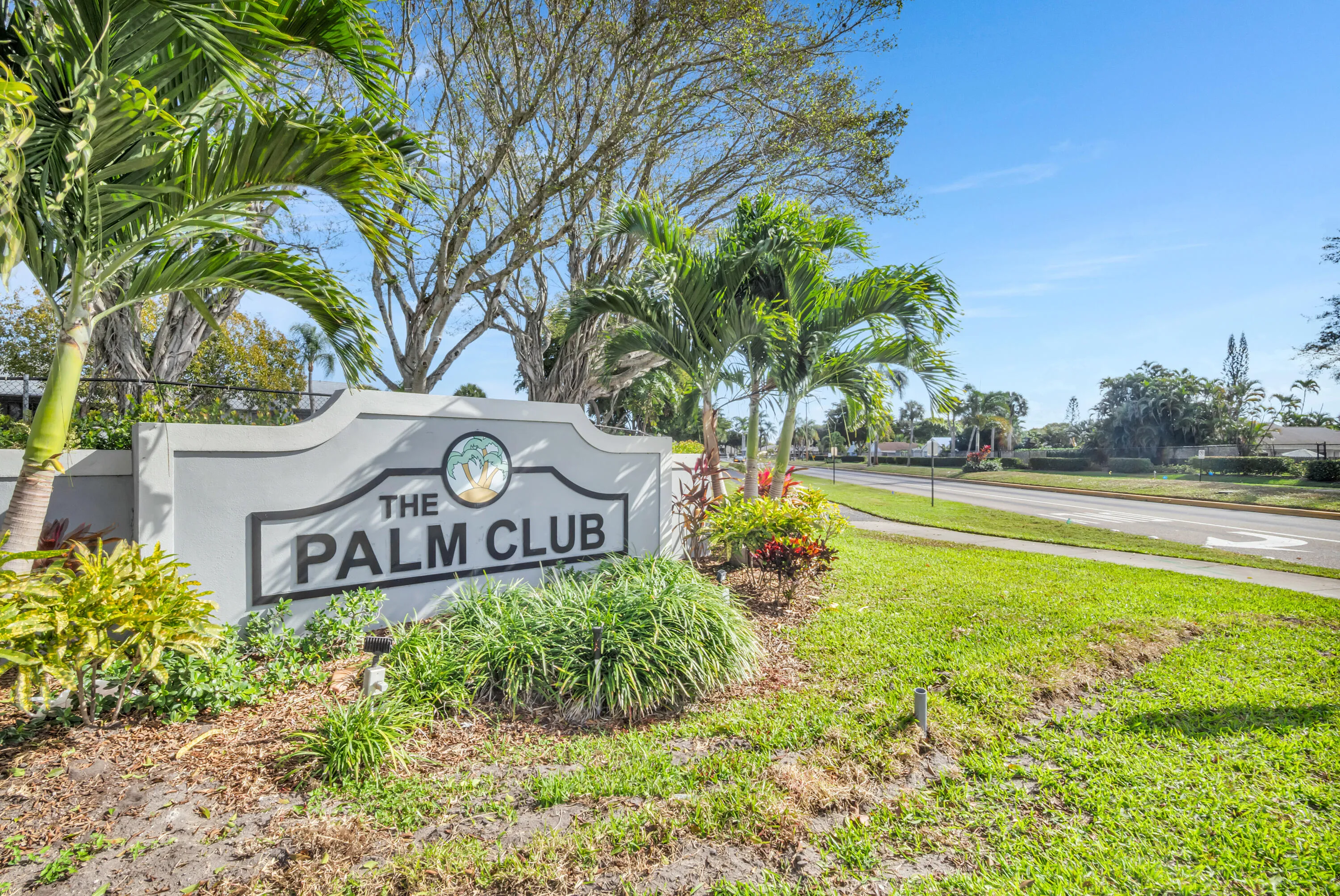 1012 Green Pine Blvd-39