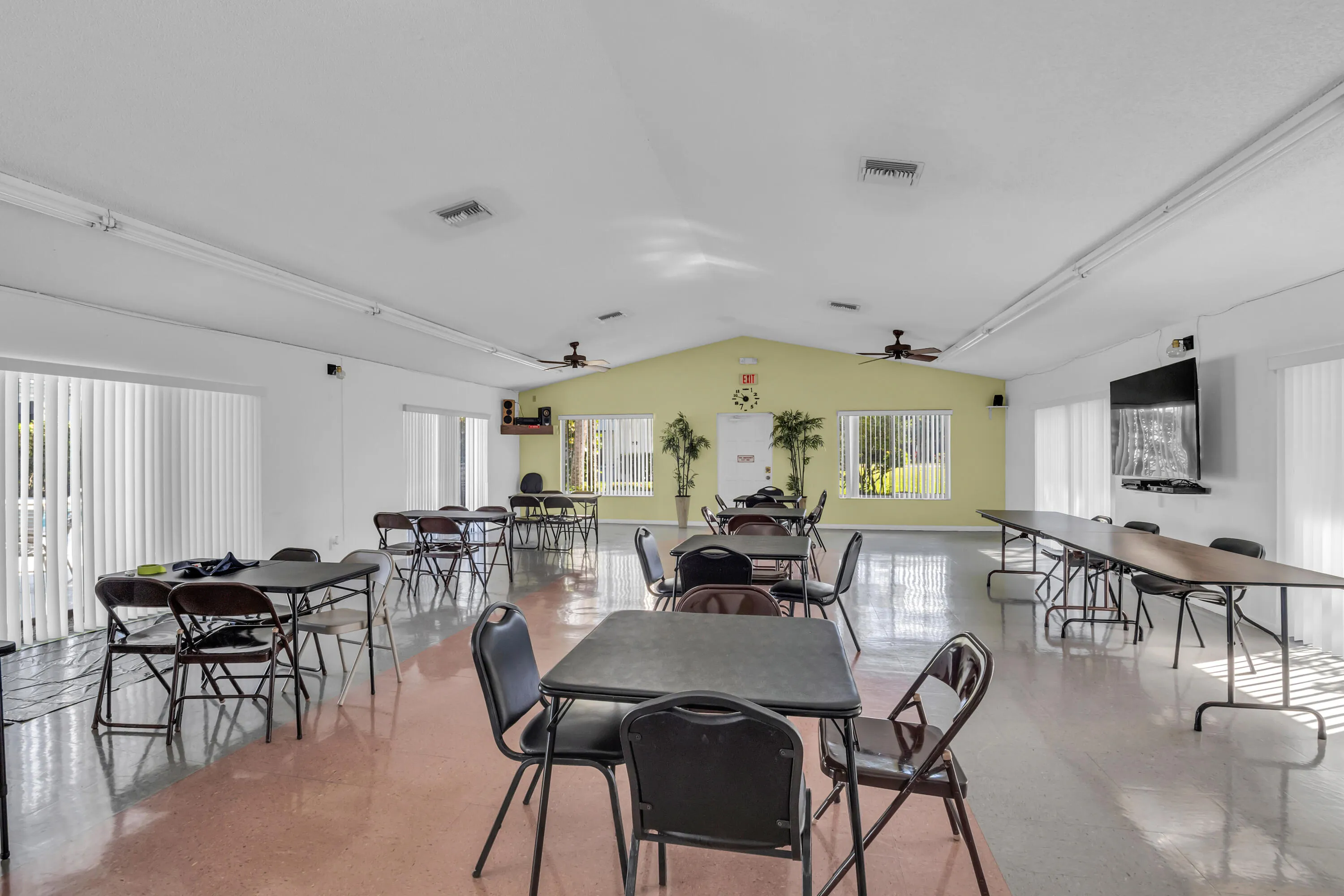 1012 Green Pine Blvd-24