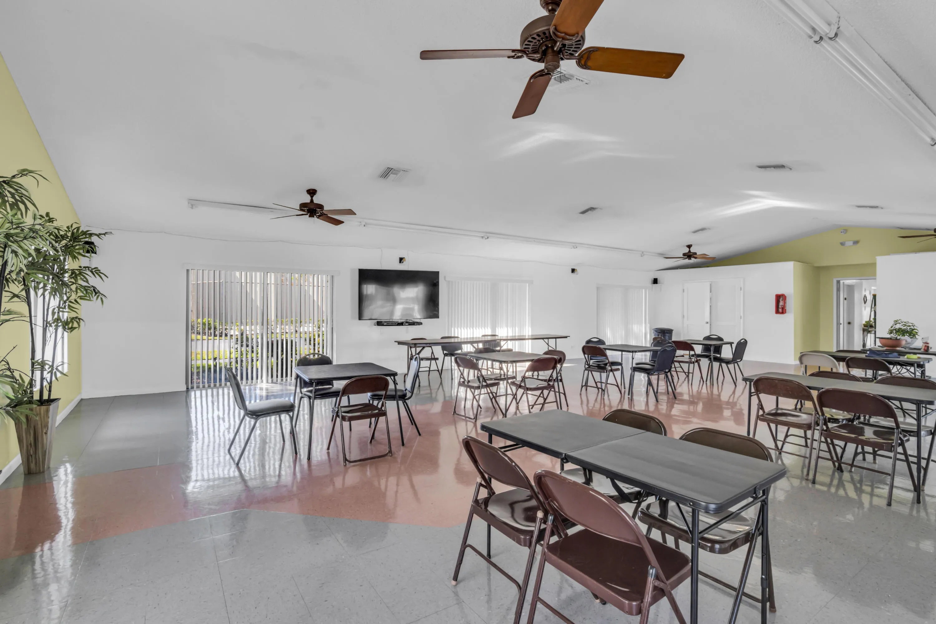 1012 Green Pine Blvd-25