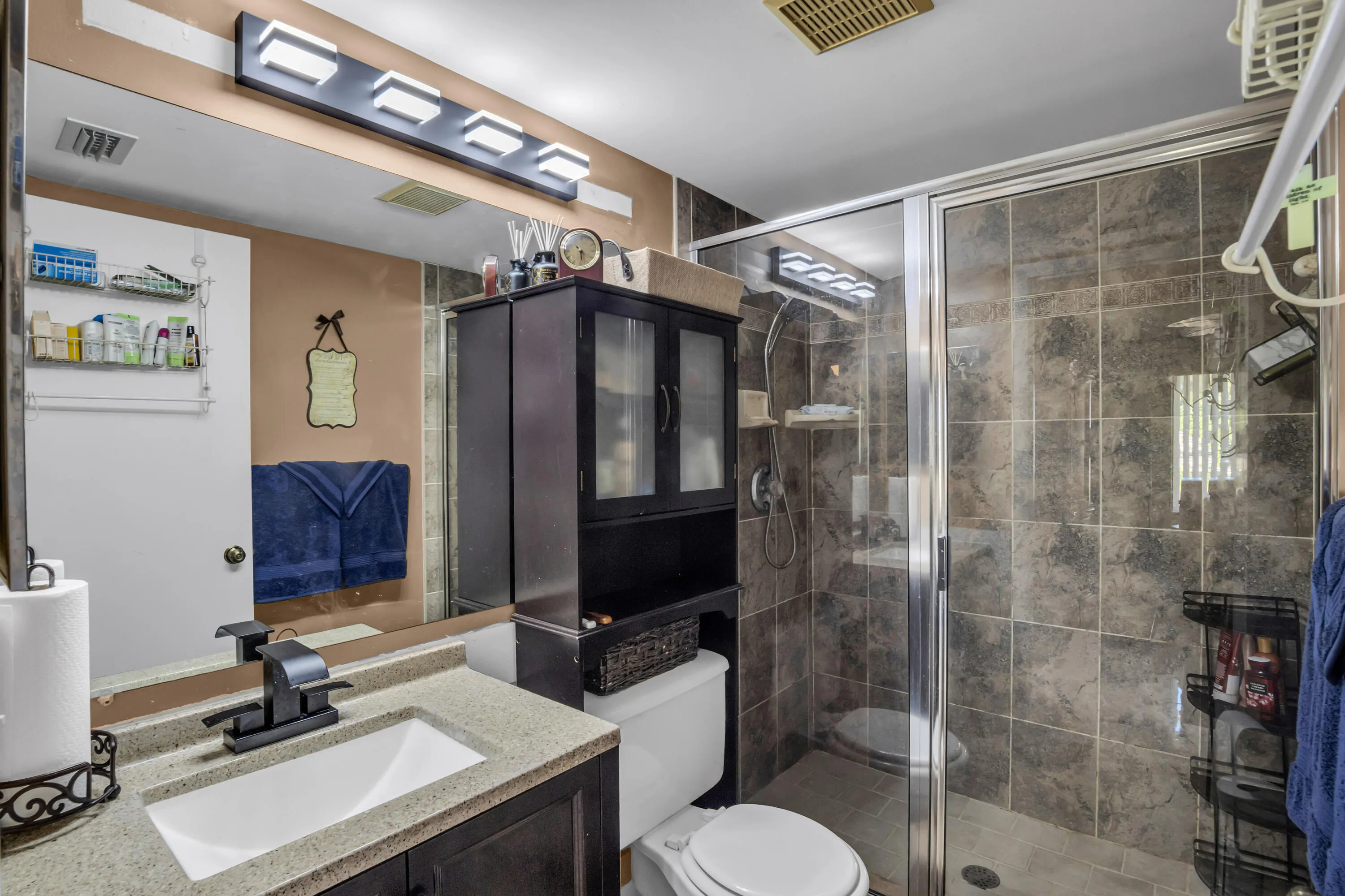 1012 Green Pine Blvd-15