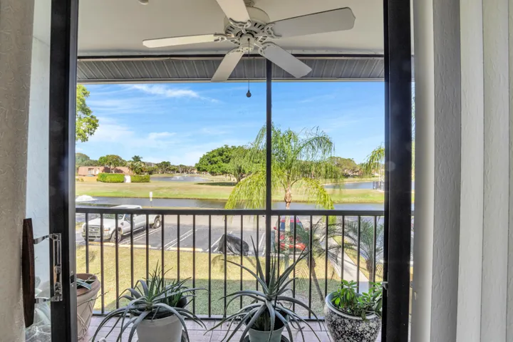 1012 Green Pine Blvd-35