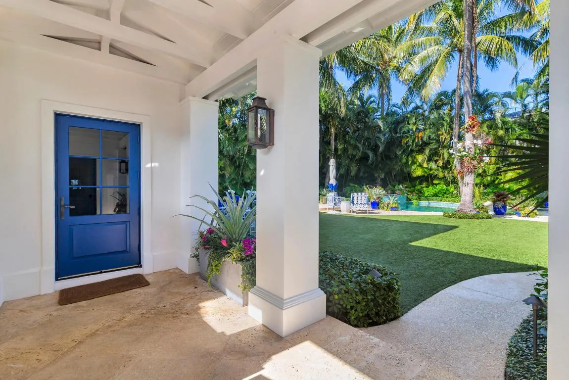Guest House Entry