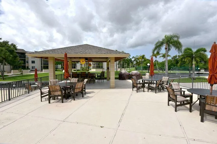 LW Tiki