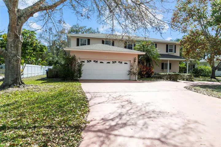 Circular driveway
