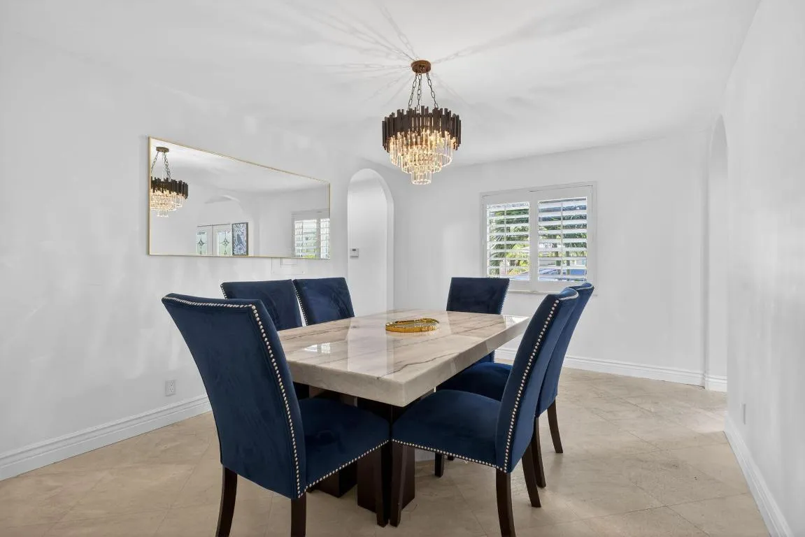30-web-or-mls-736-6785