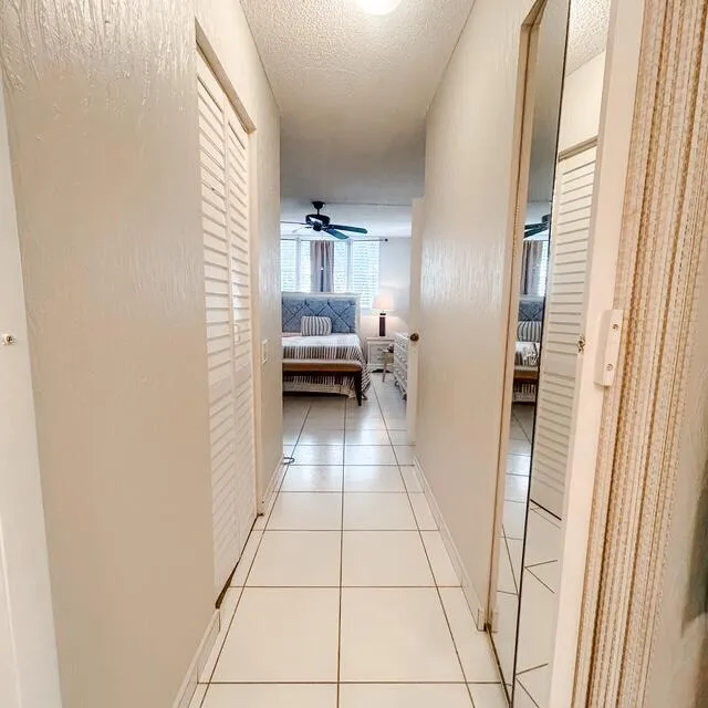 hallway/wallking closed