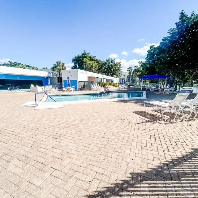 Clubhouse Pool