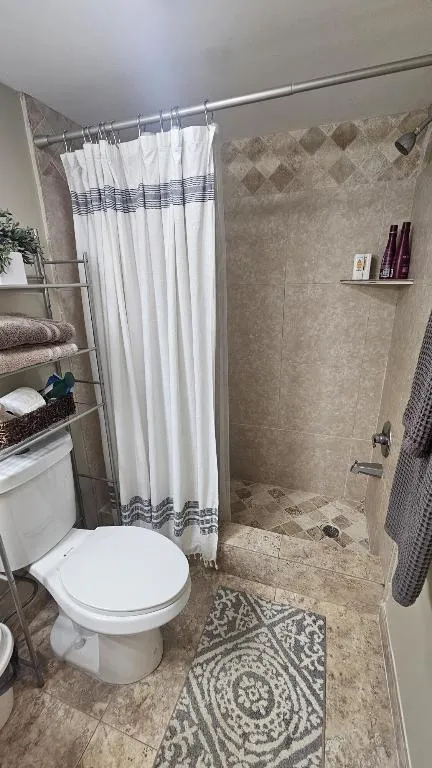 M139 2ND BATHROOM
