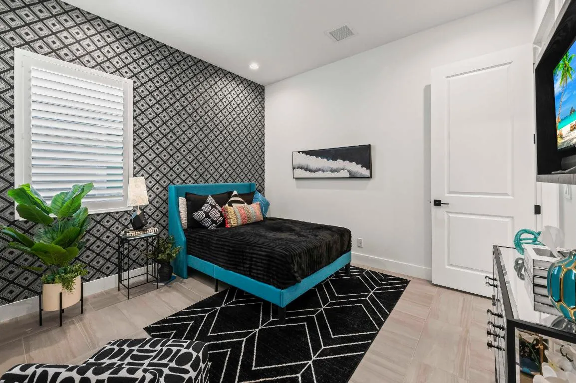Guest Bedroom 1