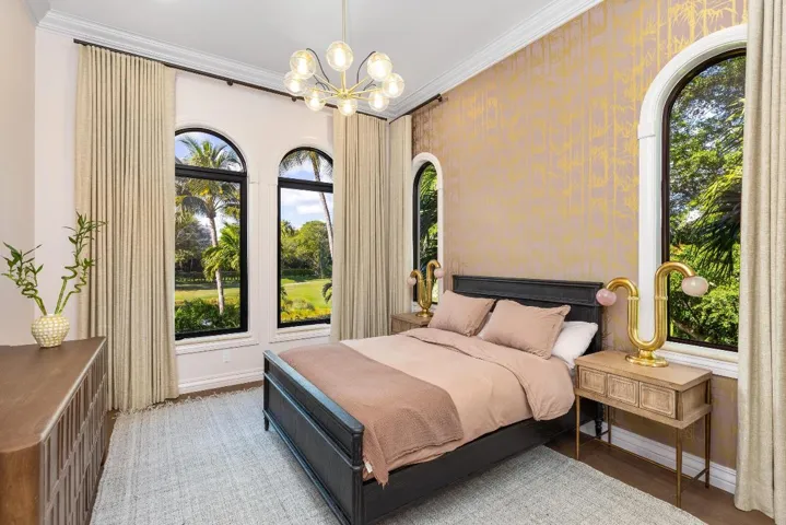 Guest bedroom