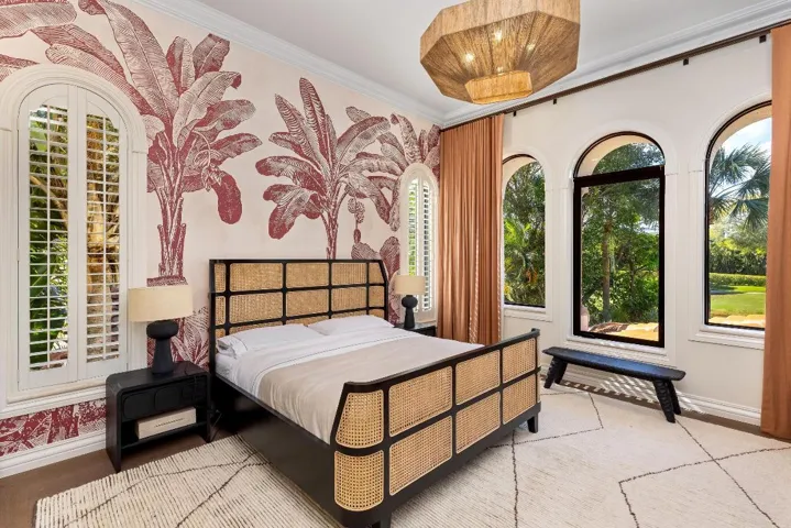 Guest bedroom