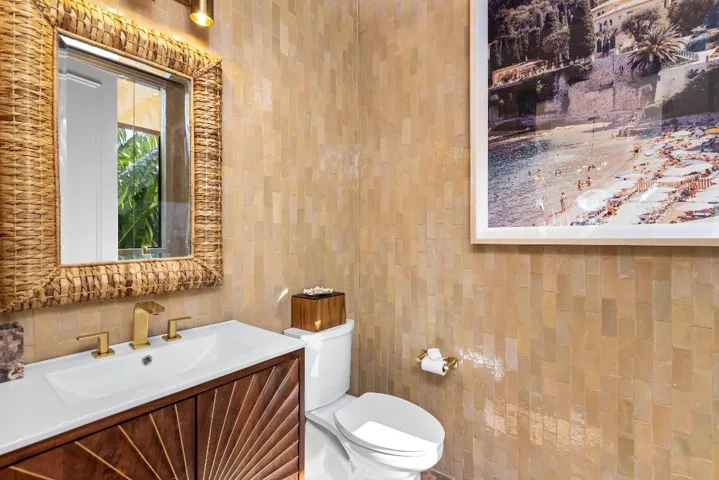 Guest bathroom