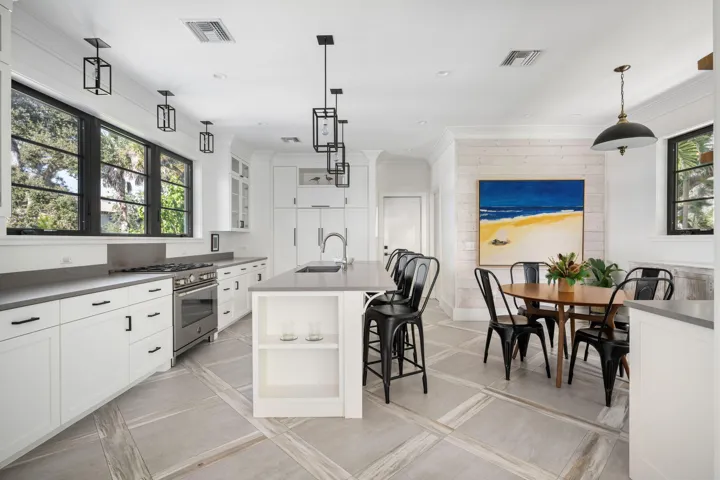15-web-or-mls-506 Conn Way-15