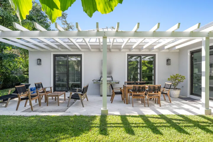 38-web-or-mls-506 Conn Way-38