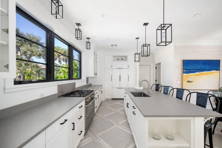16-web-or-mls-506 Conn Way-16