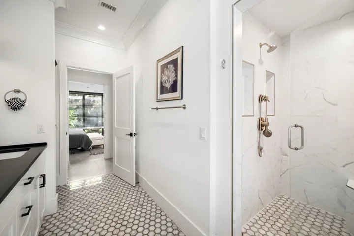 28-web-or-mls-506 Conn Way-29