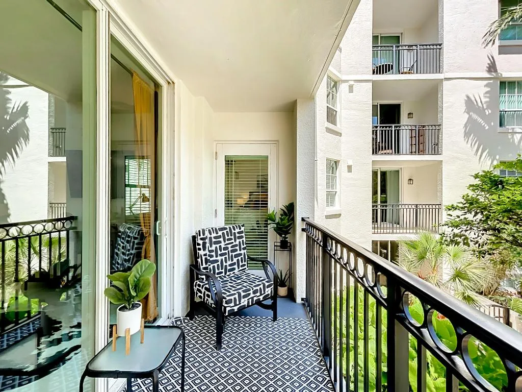 600 S Dixie Highway #630-25