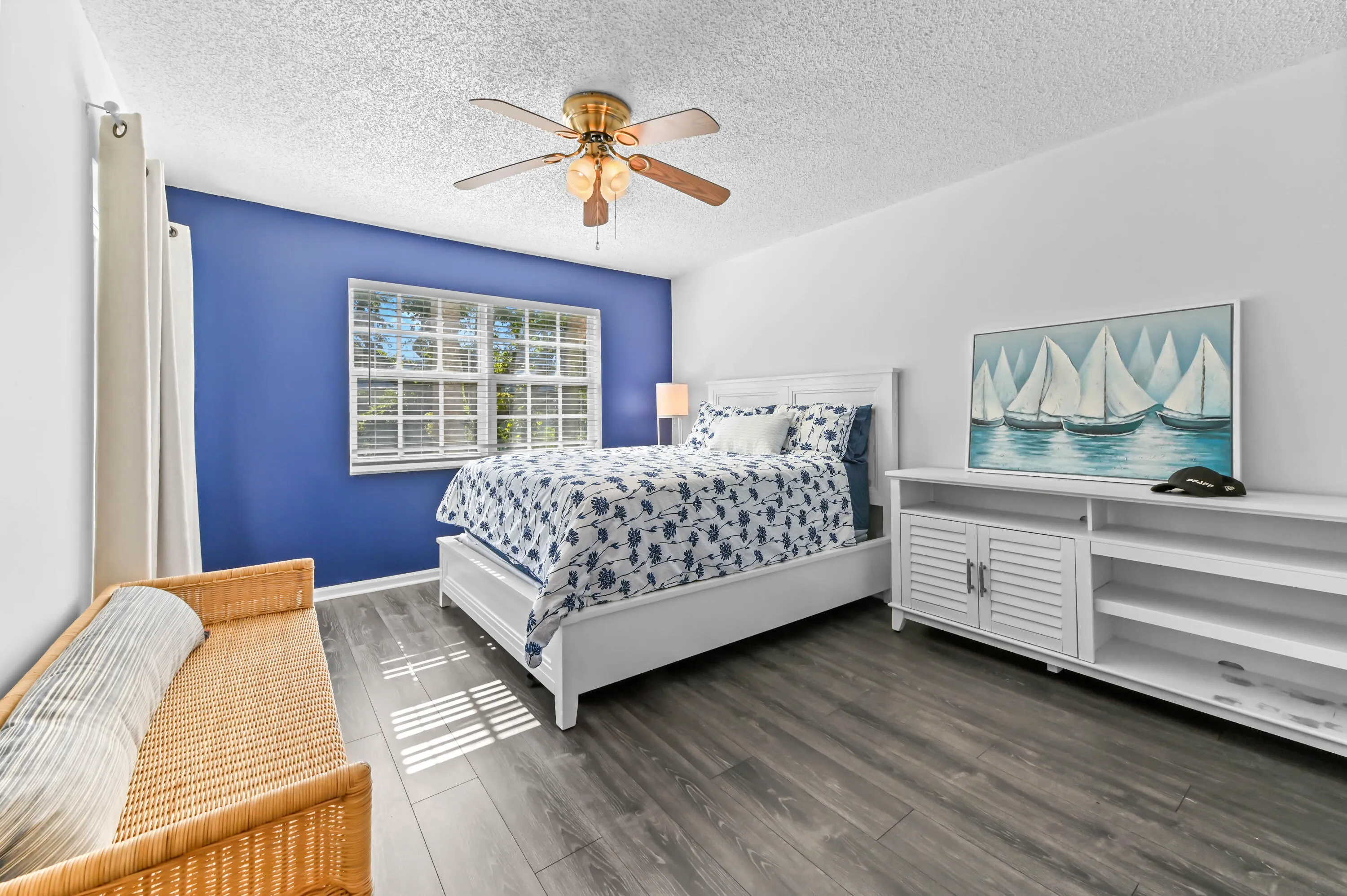 22 bedroom 03
