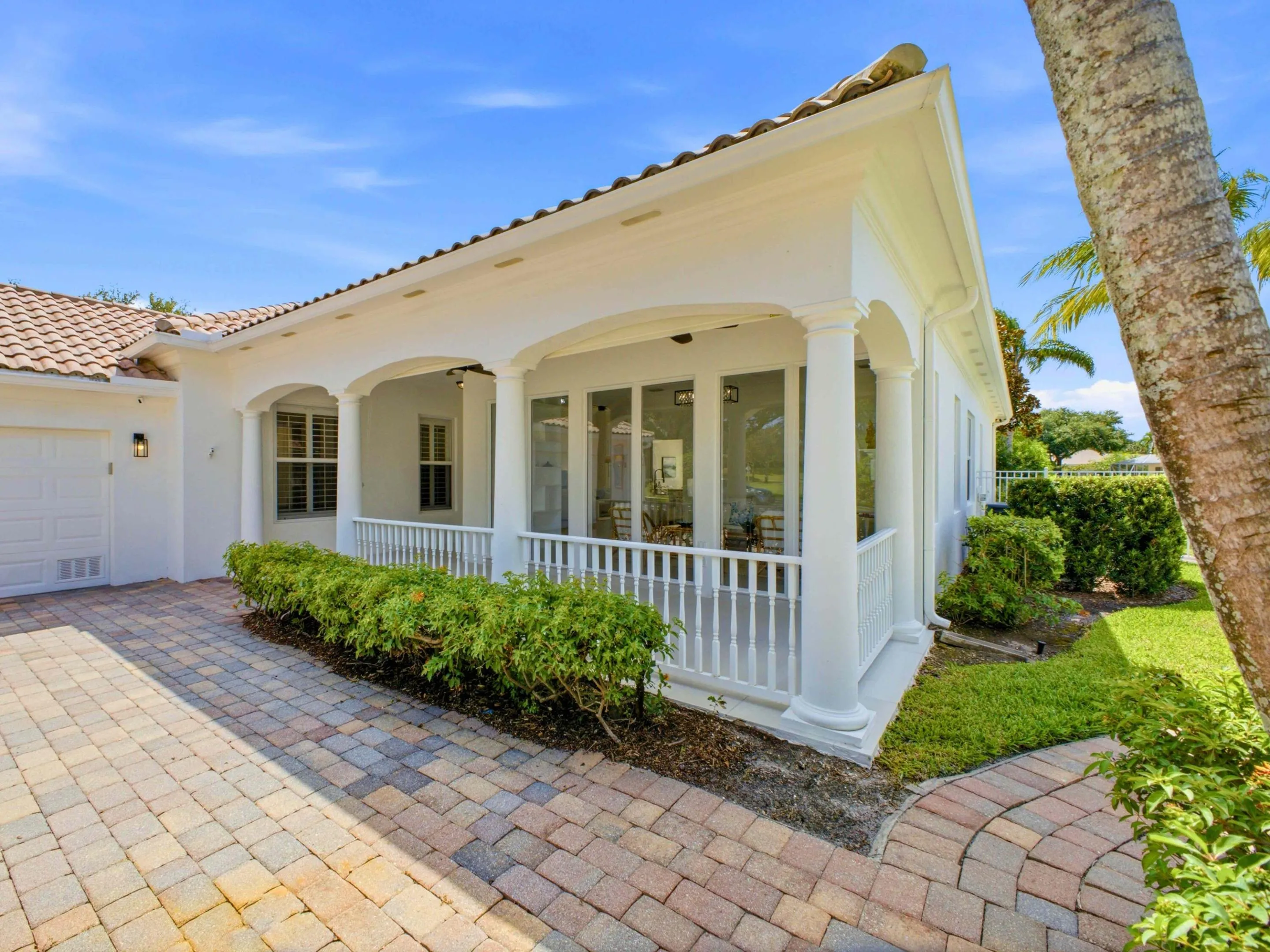 Entry Porch 1