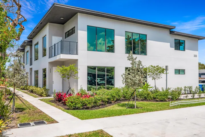 329 NW 41St-1