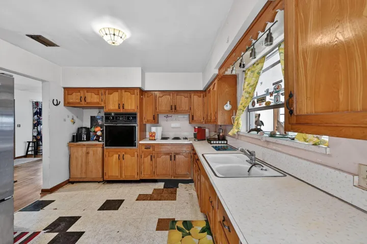 Virtually enhanced, kitchen