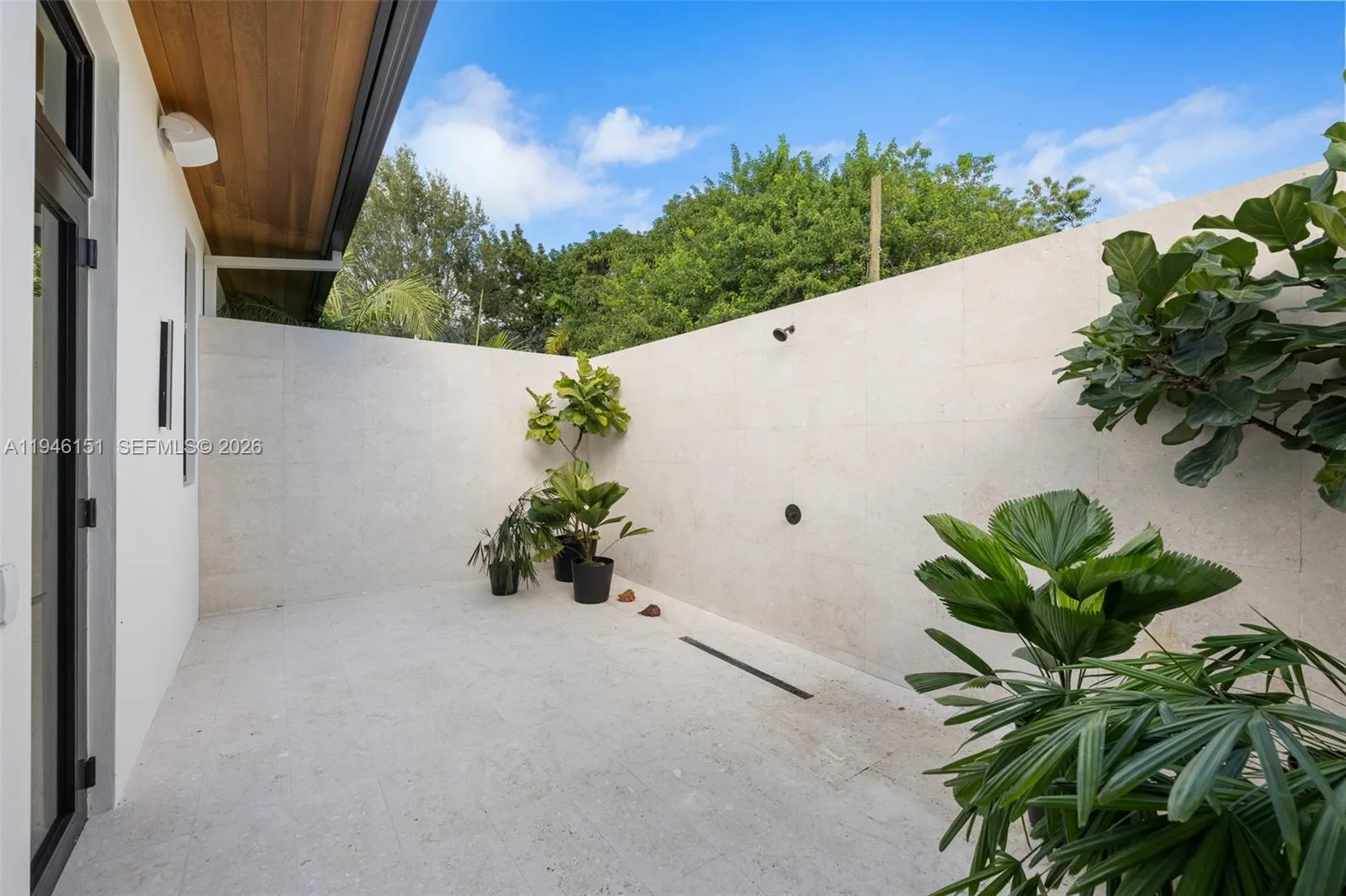 Property photo 72