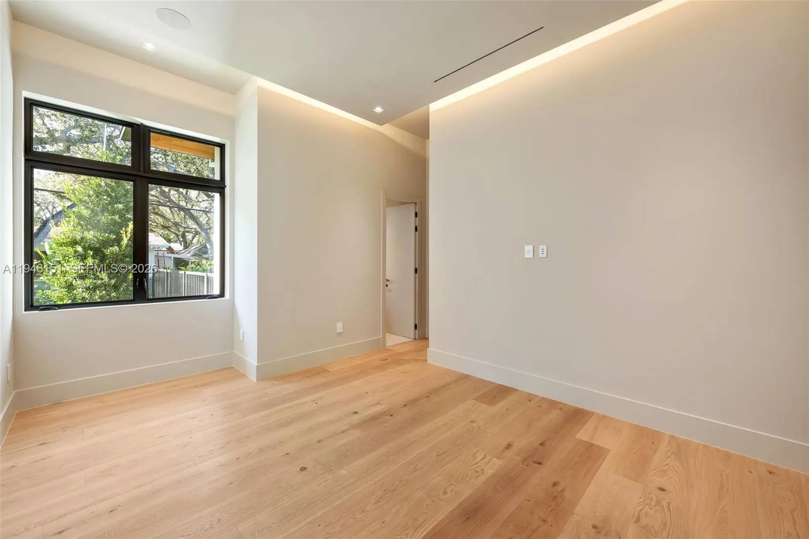 Property photo 77