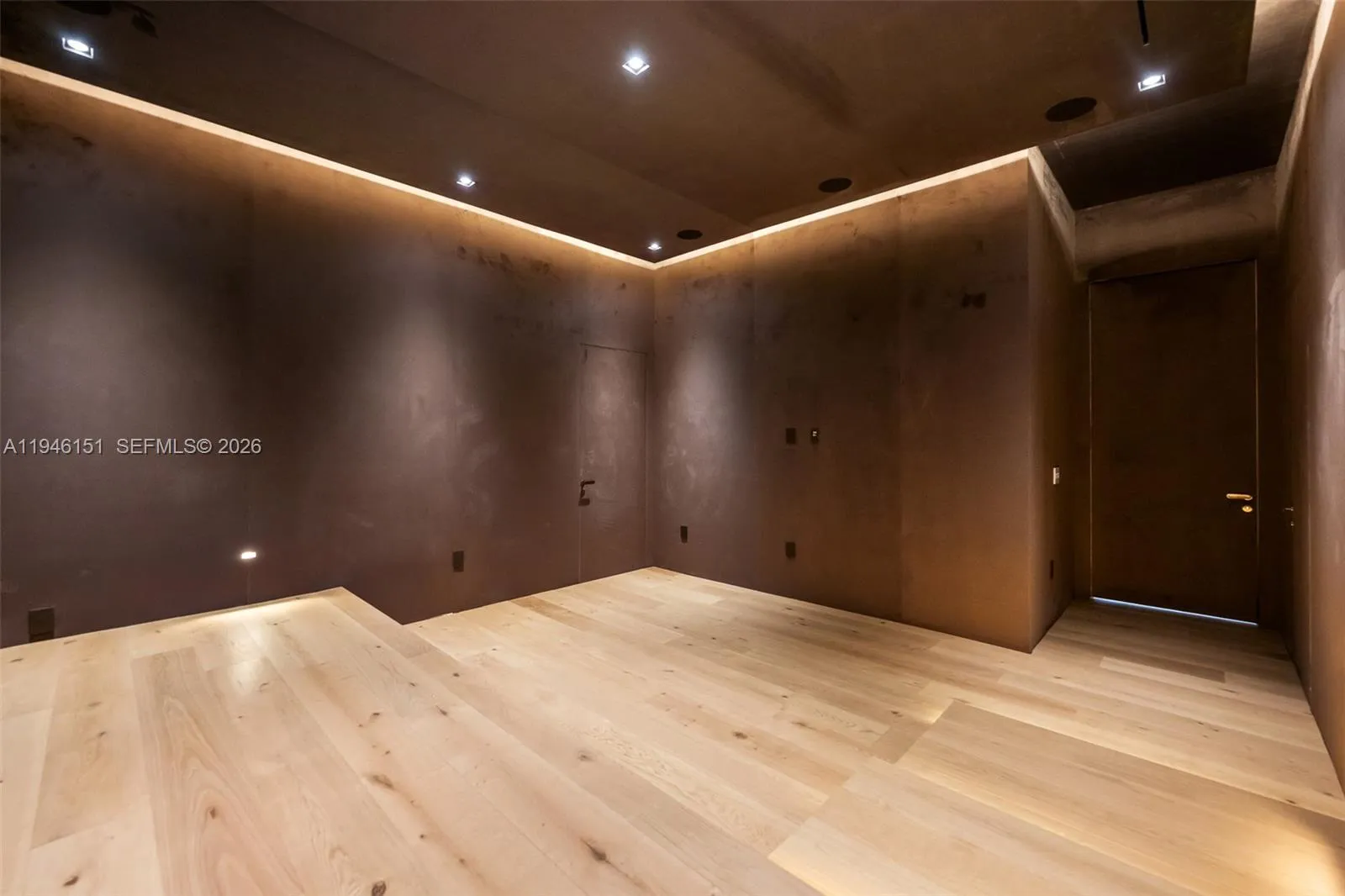 Property photo 64