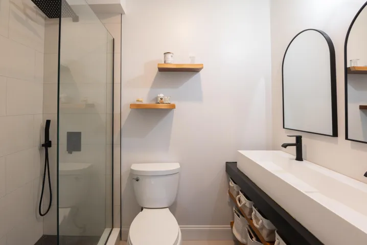 © Clark-9130 SE Riverfront Terrace - L-0