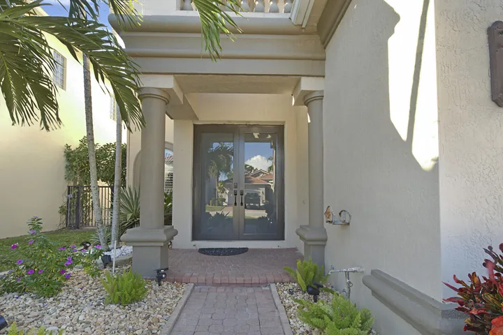 03_7167_Ivy_Crossing_Lane3_mls