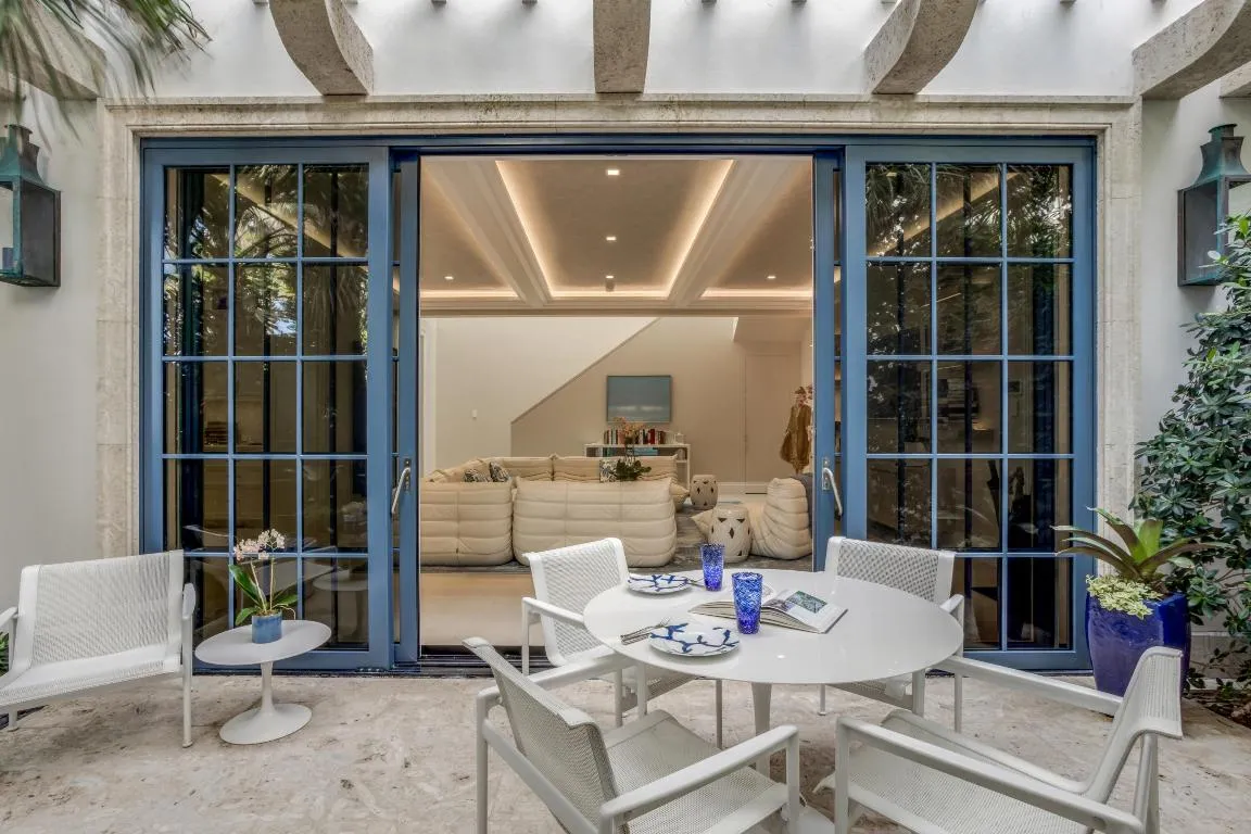 mls_PATIO_TO_FAMILY_STRAIGHT_EB
